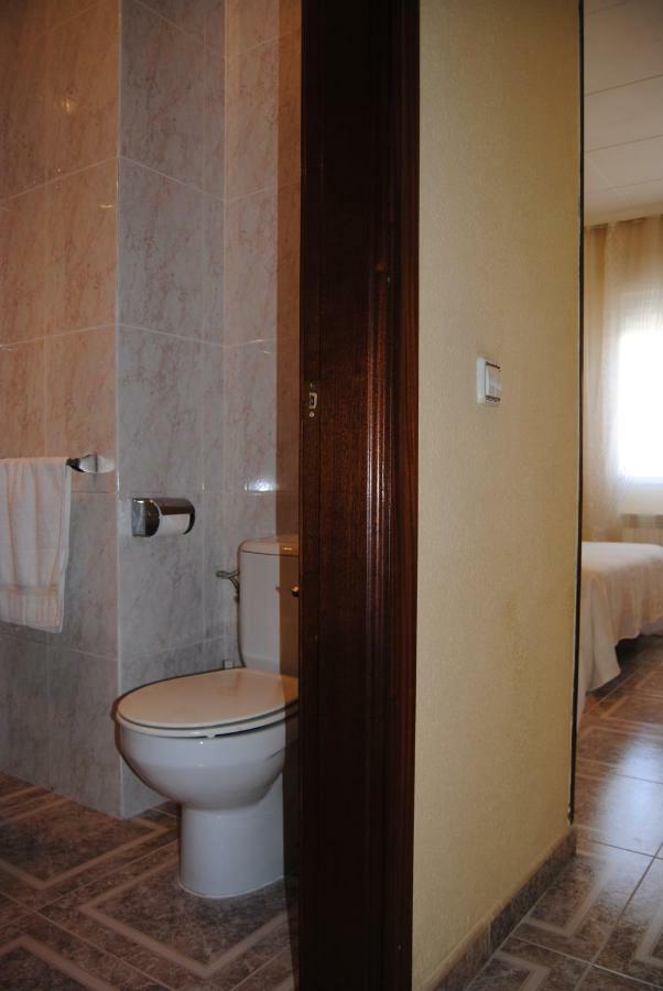Hostal Avila Ocaña Kültér fotó