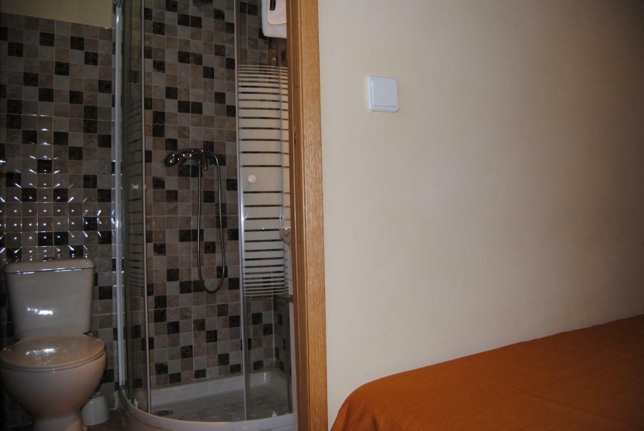 Hostal Avila Ocaña Kültér fotó