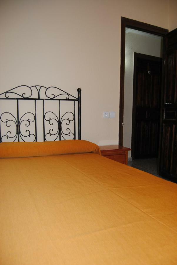 Hostal Avila Ocaña Kültér fotó