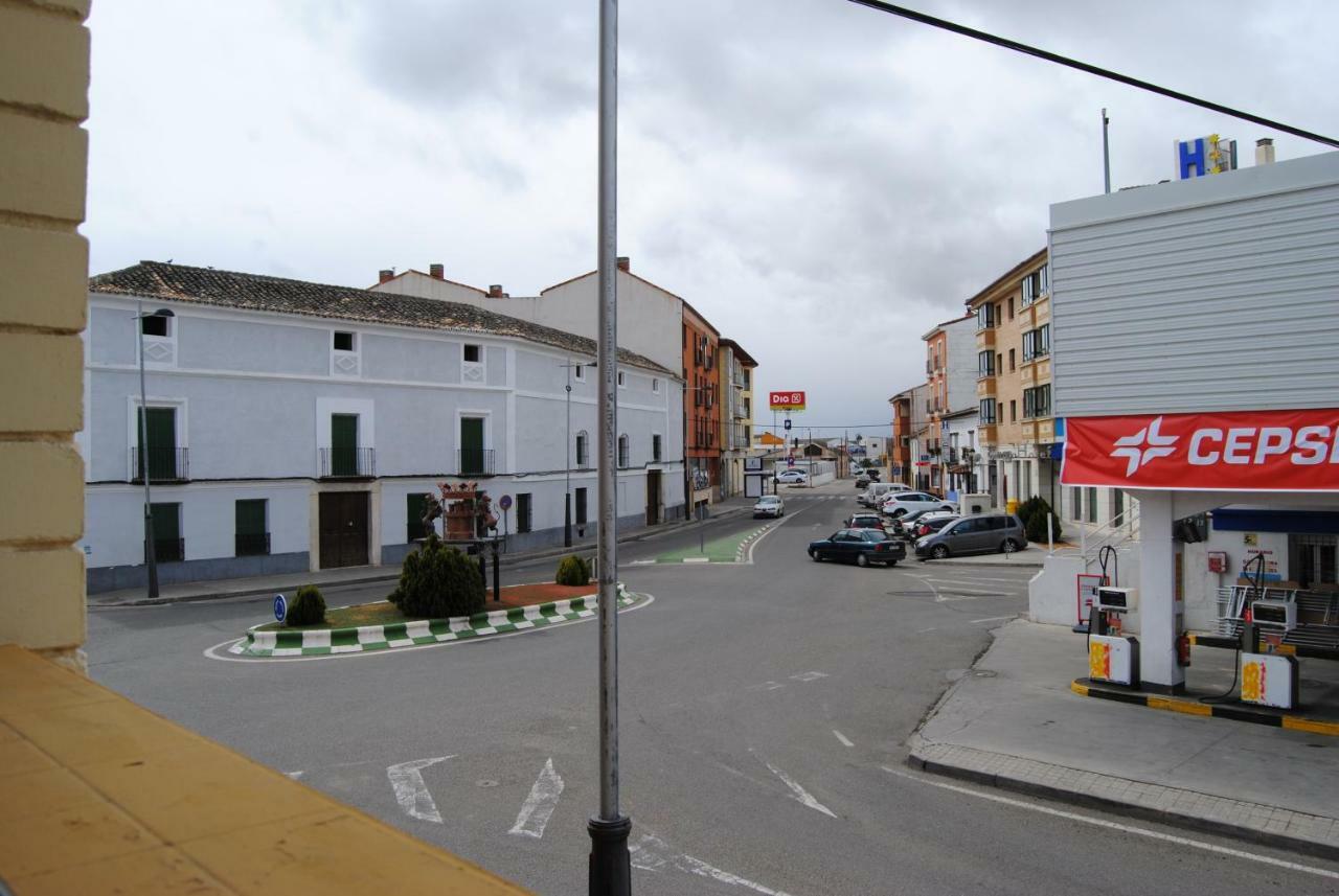 Hostal Avila Ocaña Kültér fotó